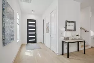 1747 Ojeman Point Ln, Houston, TX 77055 - Photo 3