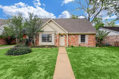 12346 Huntington Venture Drive, Houston, TX 77099 - Photo 1