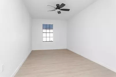 16016 Green Manor Drive, Houston, TX 77396 - Photo 13