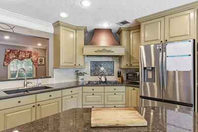 17711 Rustington Drive, Spring, TX 77379 - Photo 13