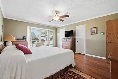 3903 Ecuador Drive, Pasadena, TX 77504 - Photo 11
