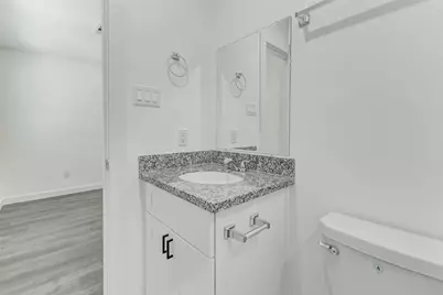 8218 Bigwood Street #A/B, Houston, TX 77078 - Photo 17