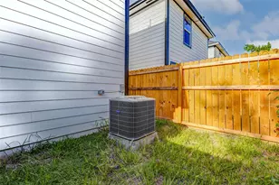 8218 Bigwood St, Houston, TX 77078 - Photo 23