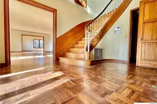 208 West Putnum Ave, Ganado, TX 77962 - Photo 7