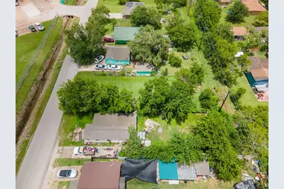 1826 Zapata Street, Freeport, TX 77541 - Photo 5