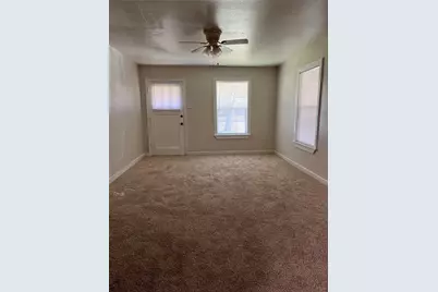508 Honeysuckle Drive, La Marque, TX 77568 - Photo 5