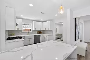 5447 Darnell St, Houston, TX 77096 - Photo 25