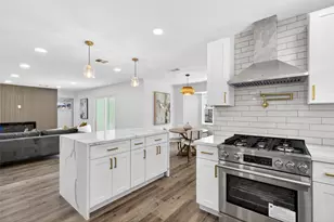 5447 Darnell St, Houston, TX 77096 - Photo 27