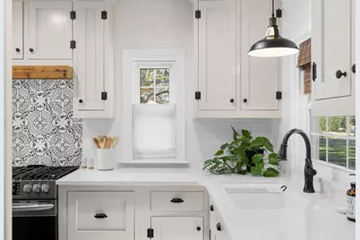 1506 E Washington Ave, Navasota, TX 77868 - Photo 11