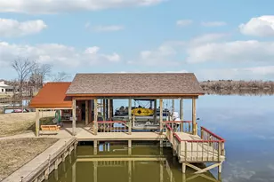 94 Lakeview Dr, Huntsville, TX 77320 - Photo 33