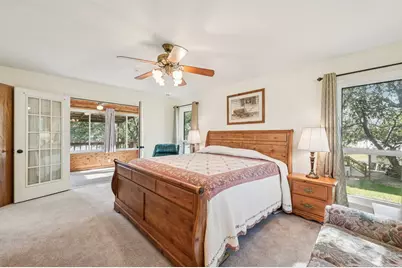 94 Lake View Drive, Huntsville, TX 77320 - Photo 19