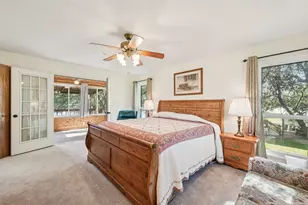 94 Lakeview Dr, Huntsville, TX 77320 - Photo 19