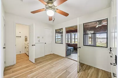 94 Lake View Drive, Huntsville, TX 77320 - Photo 23