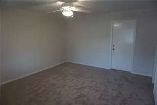 2417 Jamestown Mall, Houston, TX 77057 - Photo 27