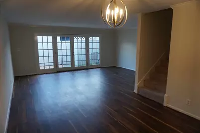 2417 Jamestown Mall #24, Houston, TX 77057 - Photo 9