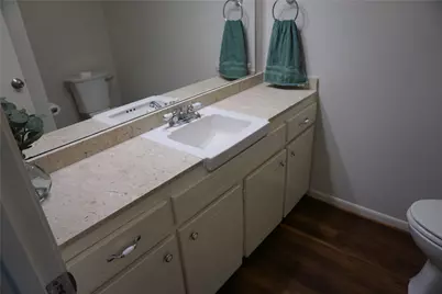 2417 Jamestown Mall #24, Houston, TX 77057 - Photo 11