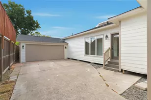 1202 Aurora St, Houston, TX 77009 - Photo 37