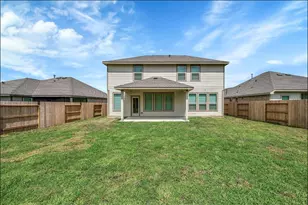 19179 Pinewood Grove Trl, New Caney, TX 77357 - Photo 3