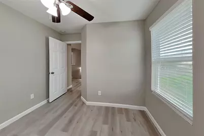 16778 N Thrasher Drive, Conroe, TX 77385 - Photo 13