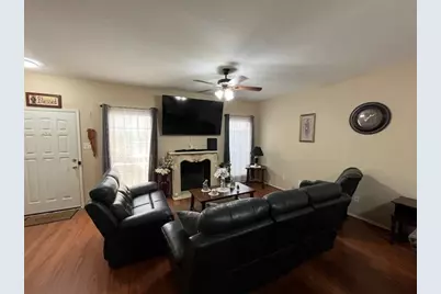 17585 Red Oak Drive #7585, Houston, TX 77090 - Photo 9