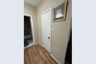17585 Red Oak Drive #7585, Houston, TX 77090 - Photo 13