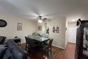 17585 Red Oak Dr, Houston, TX 77090 - Photo 11