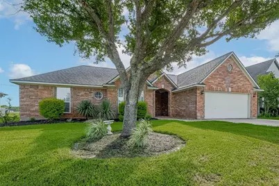 9631 Highland Pointe Drive, Needville, TX 77461 - Photo 3