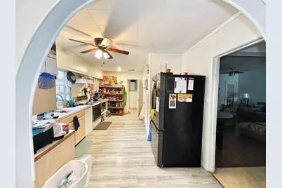 7931 Scanlock Street, Houston, TX 77012 - Photo 11