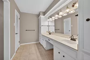 1002 Parkstead Dr, Seabrook, TX 77586 - Photo 17