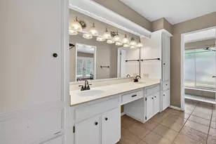 1002 Parkstead Dr, Seabrook, TX 77586 - Photo 15