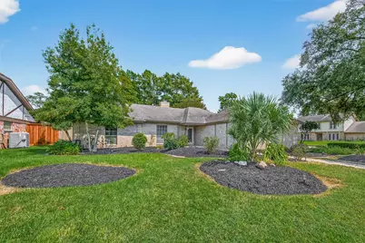 1002 Parkstead Drive, Seabrook, TX 77586 - Photo 39