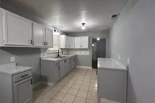 12002 Palmway St, Houston, TX 77034 - Photo 3