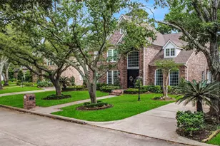 854 Plainwood Dr, Houston, TX 77079 - Photo 43