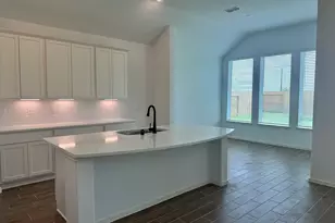 13623 Lago Vis Dr, Iowa Colony, TX 77583 - Photo 9