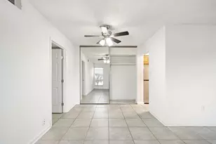 711 Holiday Dr, Galveston, TX 77550 - Photo 3