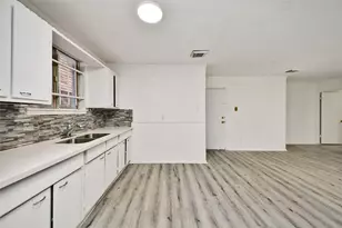 3727 Prudence Dr, Houston, TX 77045 - Photo 21