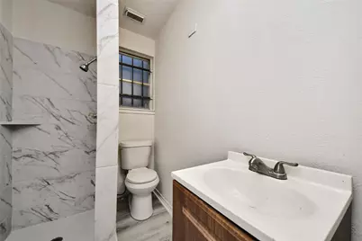 3727 Prudence Drive, Houston, TX 77045 - Photo 11