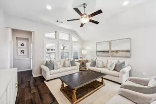 3073 Camden Park Ln, League City, TX 77573 - Photo 11