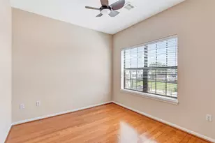 310 S Jensen Dr, Houston, TX 77003 - Photo 25