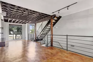 310 S Jensen Dr, Houston, TX 77003 - Photo 13
