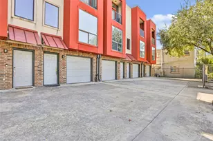 310 S Jensen Dr, Houston, TX 77003 - Photo 5
