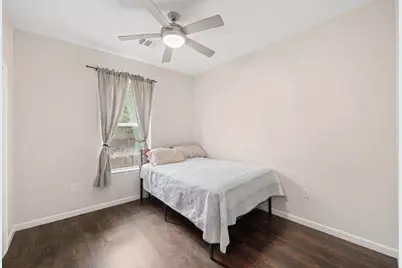 5907 Wedgefield Street, Houston, TX 77028 - Photo 17