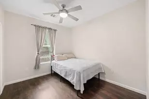 5907 Wedgefield St, Houston, TX 77028 - Photo 17