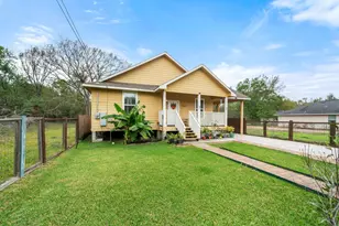 5907 Wedgefield St, Houston, TX 77028 - Photo 1