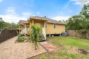 5907 Wedgefield St, Houston, TX 77028 - Photo 19