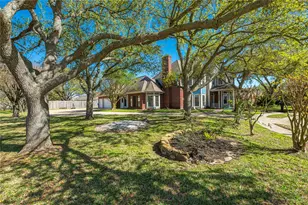 2814 9th St N, Texas City, TX 77590 - Photo 3