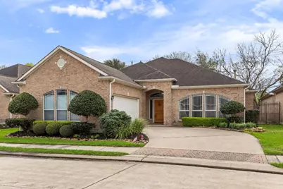 1531 Briar Bend Drive, Friendswood, TX 77546 - Photo 3