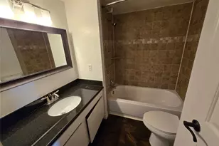 5661 Birchmont Dr, Houston, TX 77091 - Photo 13