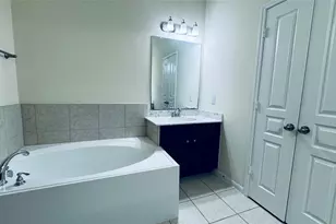 17106 Taffaine Dr, Houston, TX 77090 - Photo 13