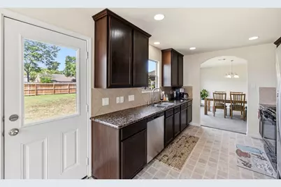 2623 Leopard Court Court, Katy, TX 77449 - Photo 13